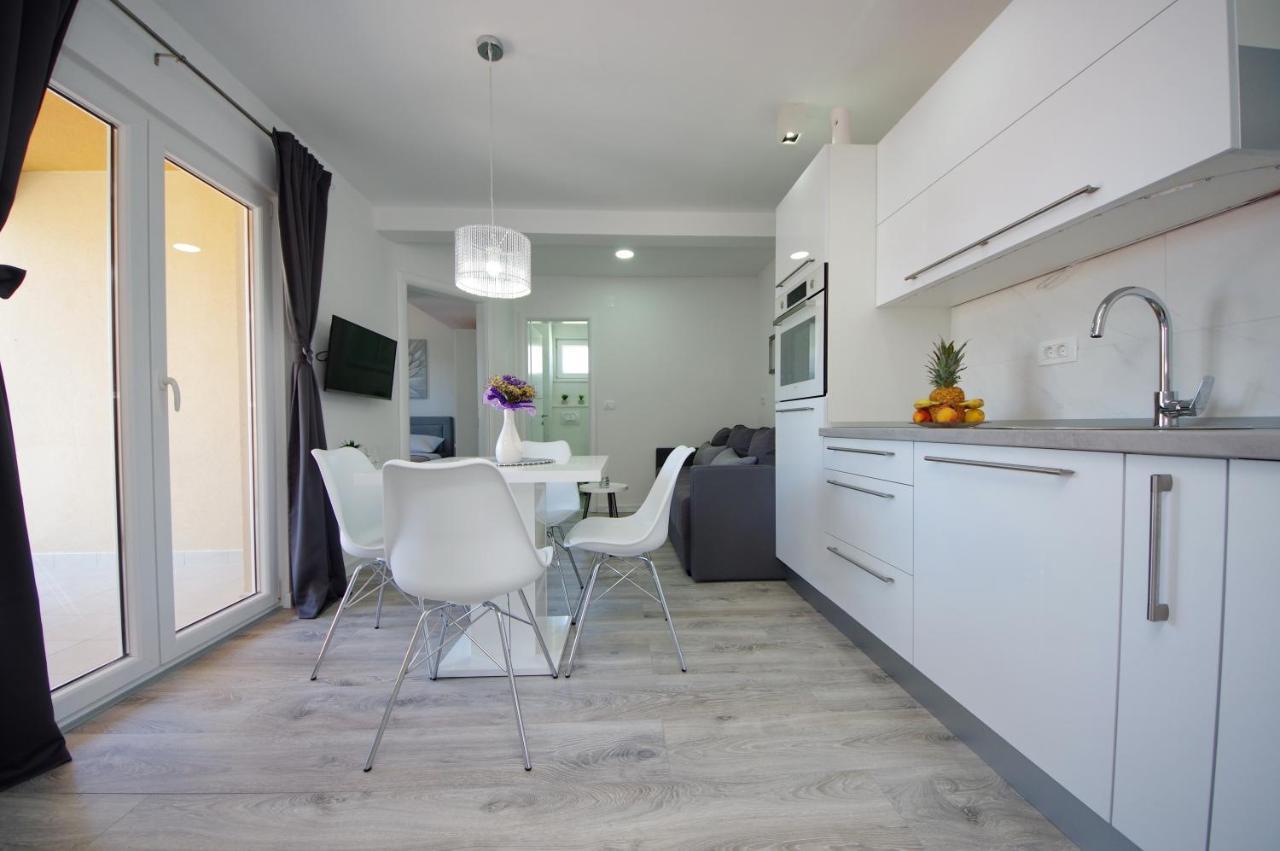 Apartmani Maris Poljica  Eksteriør billede