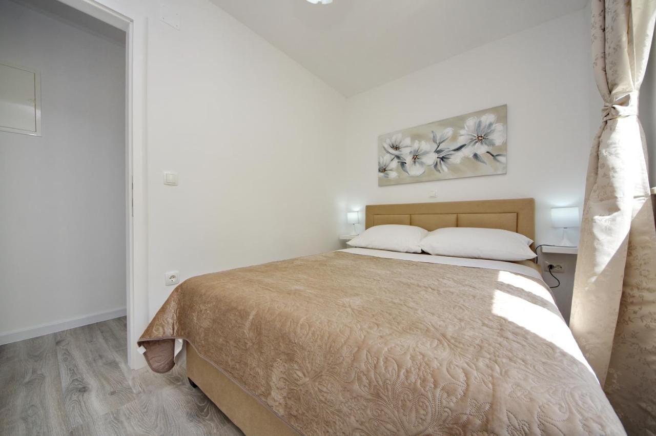 Apartmani Maris Poljica  Eksteriør billede