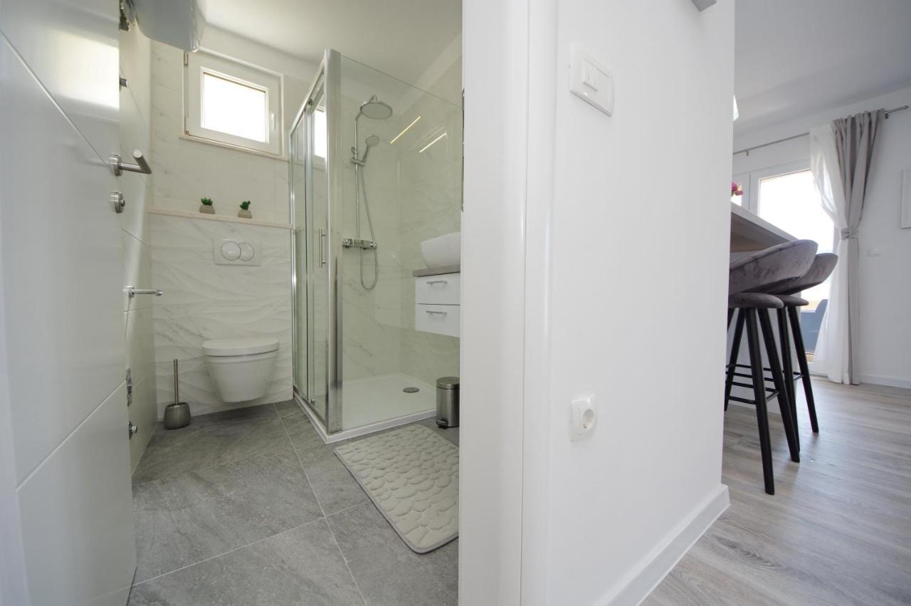 Apartmani Maris Poljica  Eksteriør billede